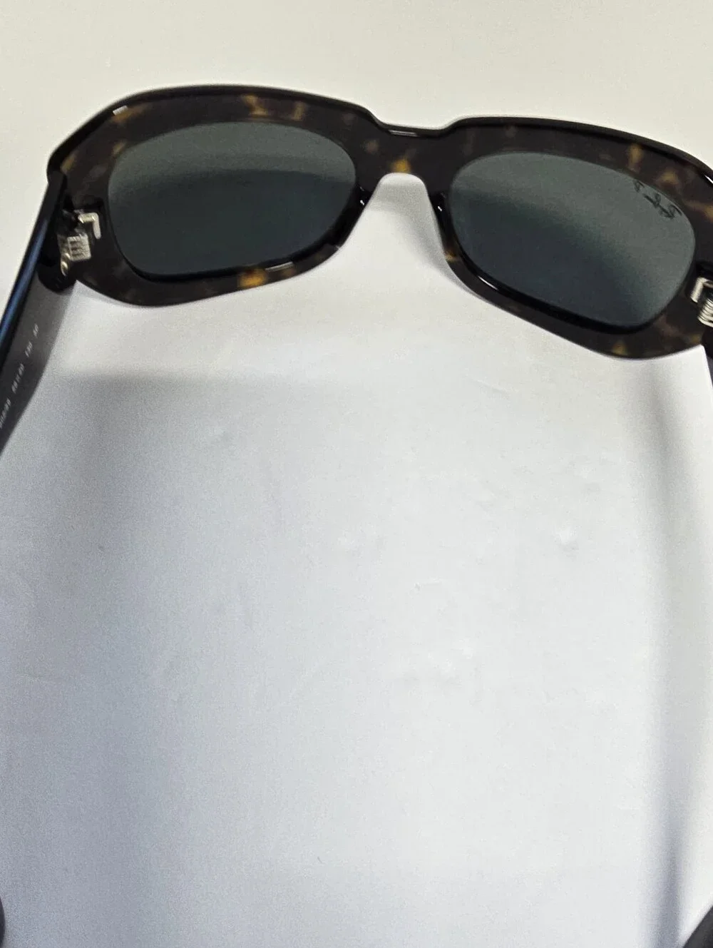Ray-Ban Beate sunglasses Polarized RB2212 902/58 56-20